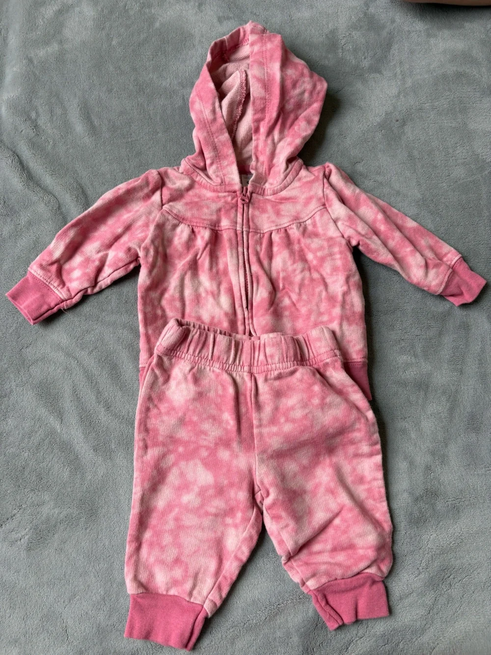 🦄10/$10 Carter's Pink Tie-Dye Hoodie & Jogger Set